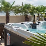 Jakuzzi Suartini * Orebić