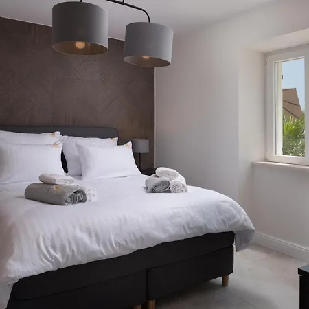 Jakuzzi Suartini Apartment *