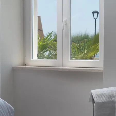 公寓 Jakuzzi Suartini