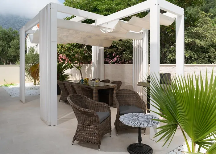 Jakuzzi Suartini * Orebic