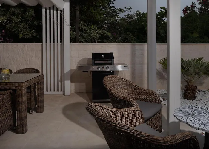 Jakuzzi Suartini Apartman