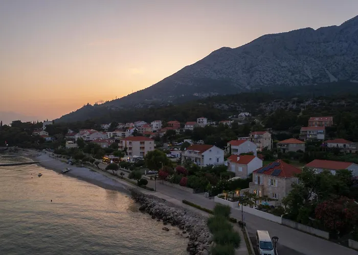 Jakuzzi Suartini Apartman