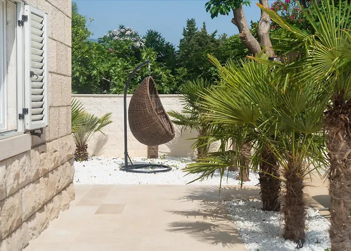 Jakuzzi Suartini Orebic